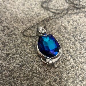 Blue crystal Pendant Necklace